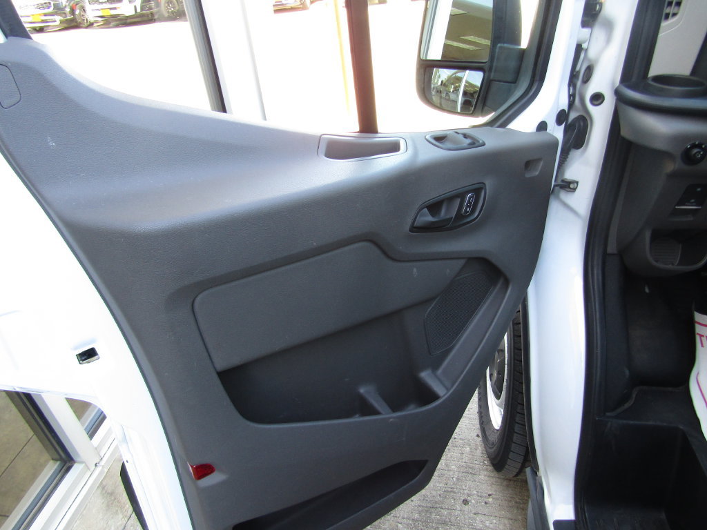 Certified 2022 Ford Transit 350 XL RWD image 13