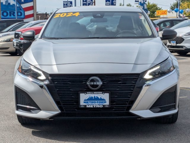 Used 2024 Nissan Altima 2.5 SV FWD image 9