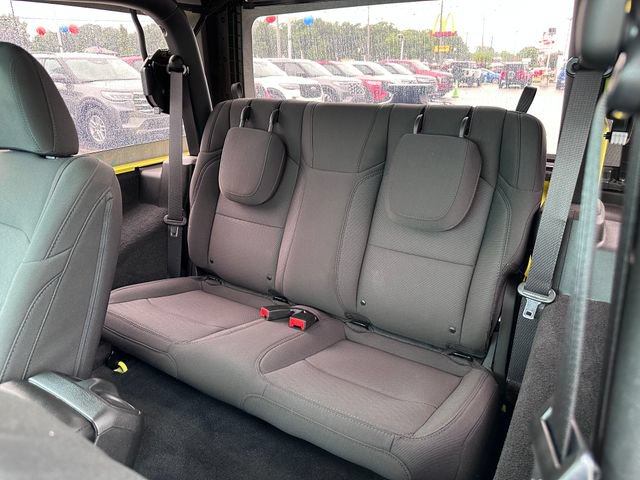 Used 2023 Jeep Wrangler Sport AWD/4WD image 9