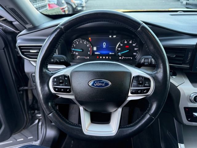 Certified 2022 Ford Explorer XLT w/ Equipment Group 202A image 24