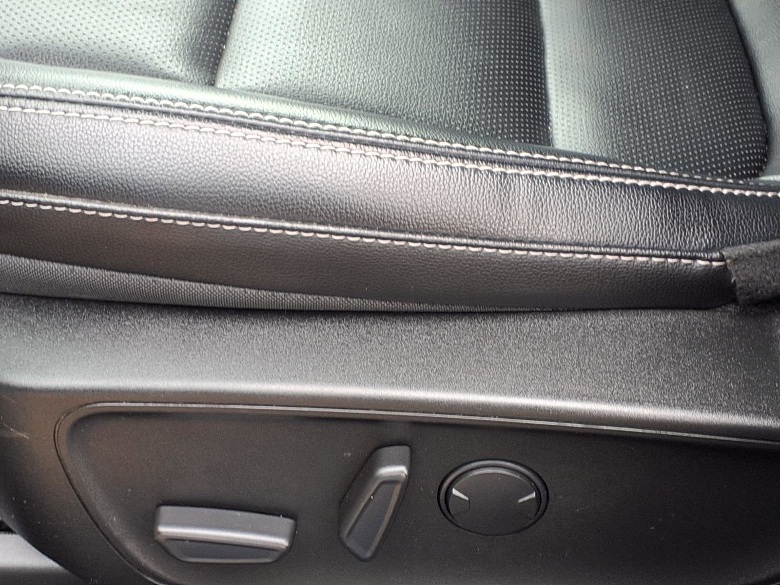 Certified 2022 Ford Escape SEL image 7