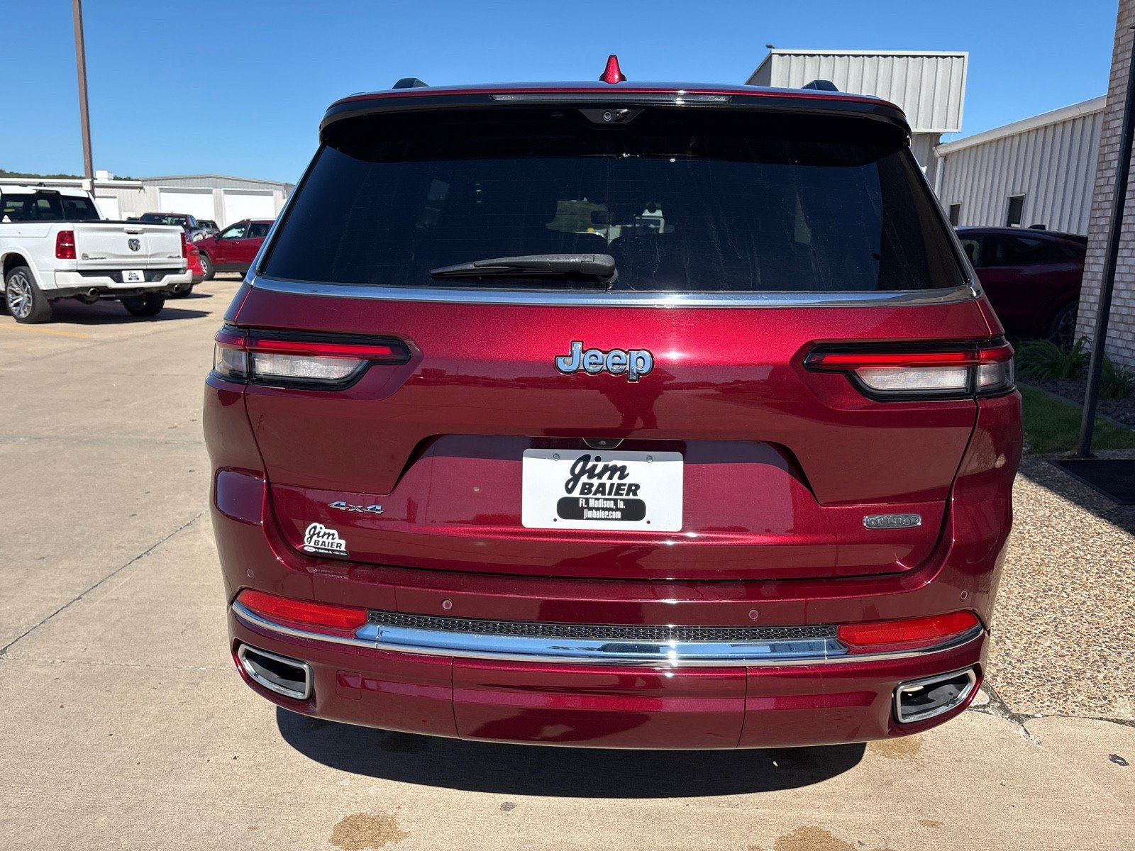 Used 2023 Jeep Grand Cherokee L Overland w/ Luxury Tech Group IV AWD/4WD image 27