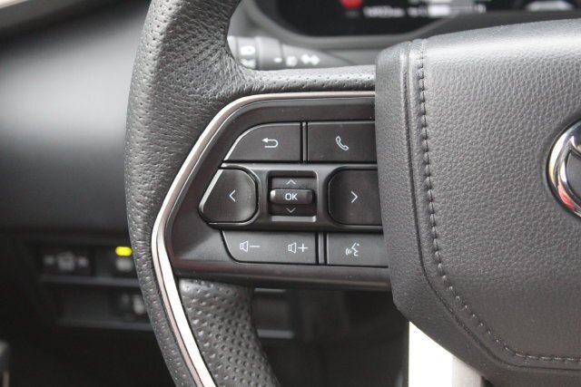 Used 2026 Toyota Tundra Limited AWD/4WD image 31