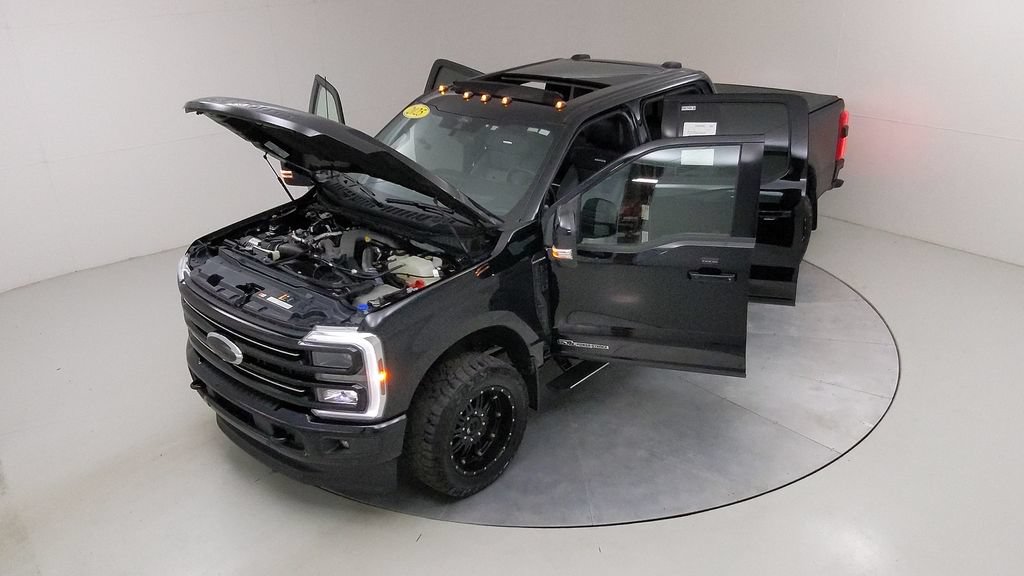 Certified 2025 Ford F250 Platinum AWD/4WD image 47