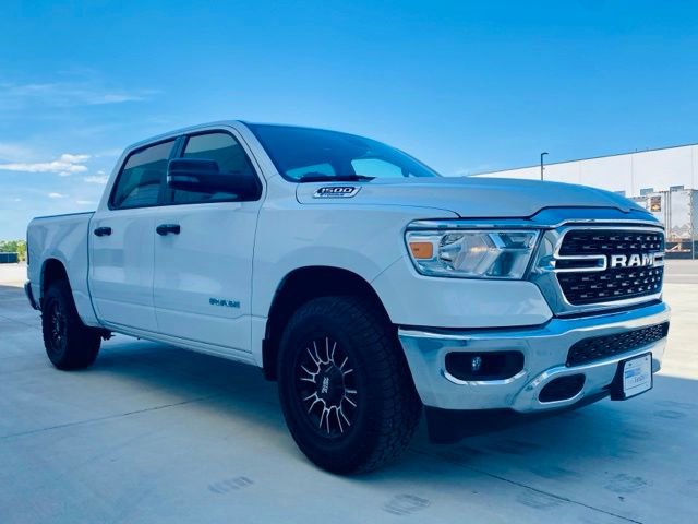 Used 2024 RAM 1500 Big Horn AWD/4WD image 3