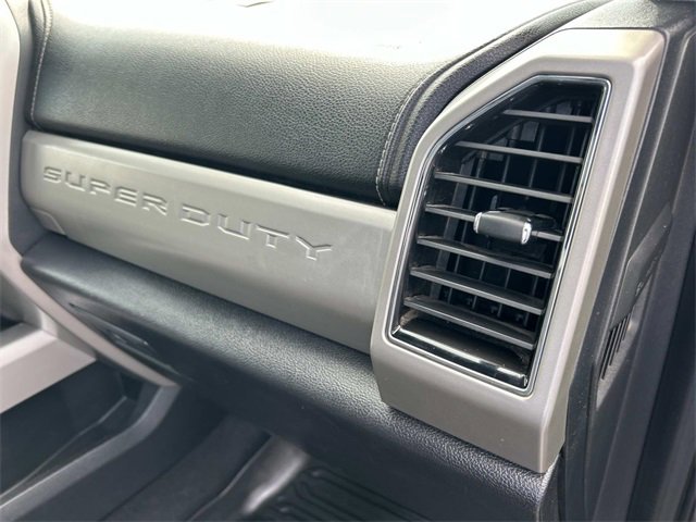 Certified 2020 Ford F350 Lariat w/ Lariat Ultimate Package image 25