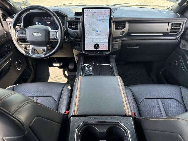 Certified 2022 Ford Expedition Max Platinum RWD image 19