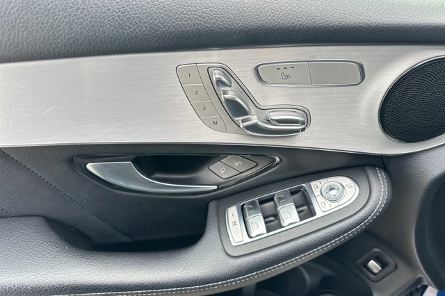 Used 2019 Mercedes-Benz GLC 300 image 10