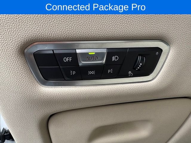 Used 2022 BMW X5 xDrive40i w/ Premium Package AWD/4WD image 13