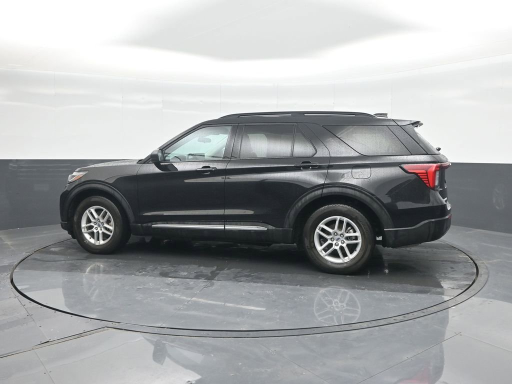 Certified 2025 Ford Explorer Active RWD image 28