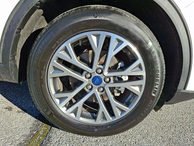 Certified 2022 Ford Escape SEL image 8