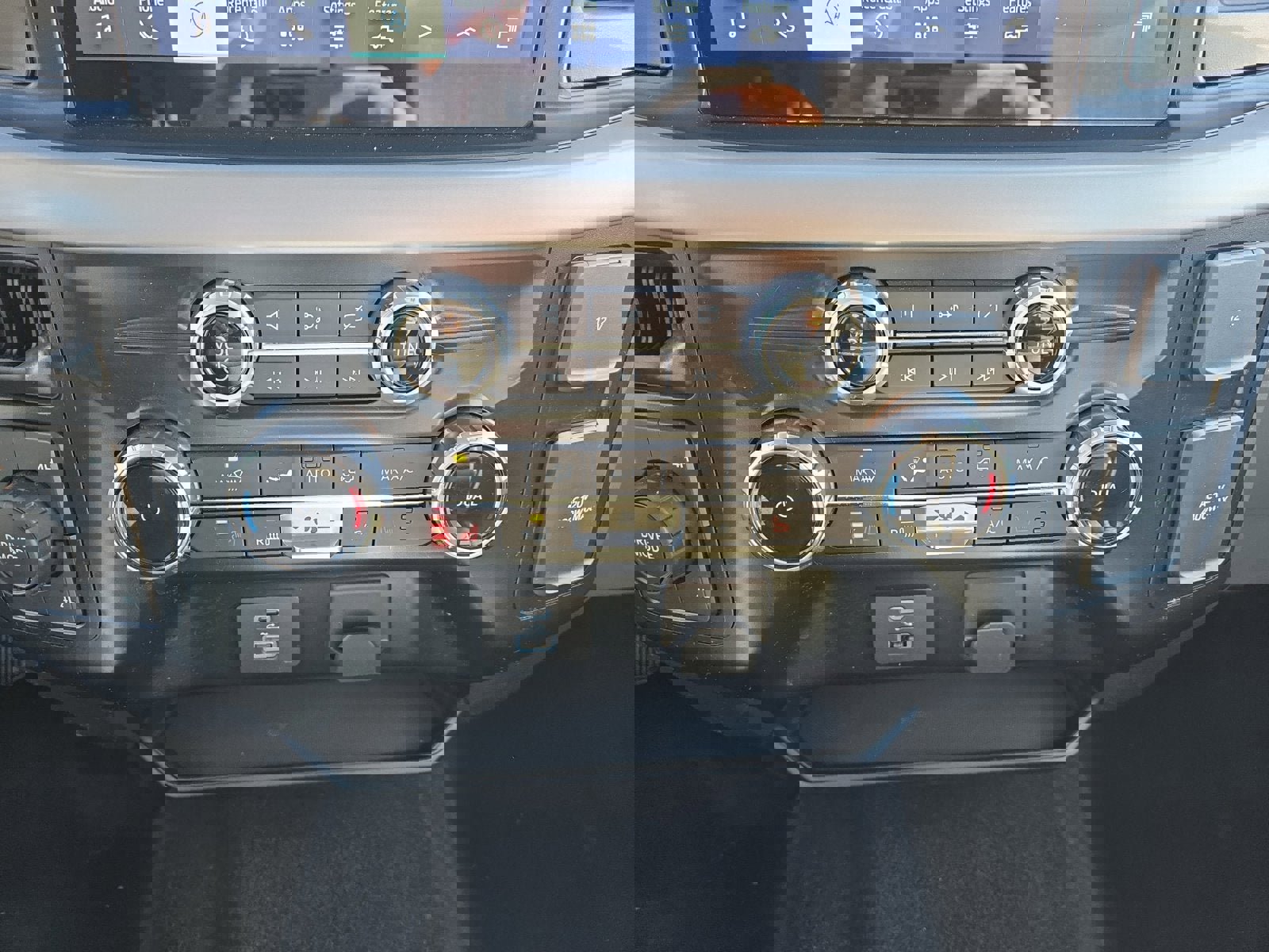 Certified 2023 Ford F150 XLT w/ Equipment Group 302A High image 20