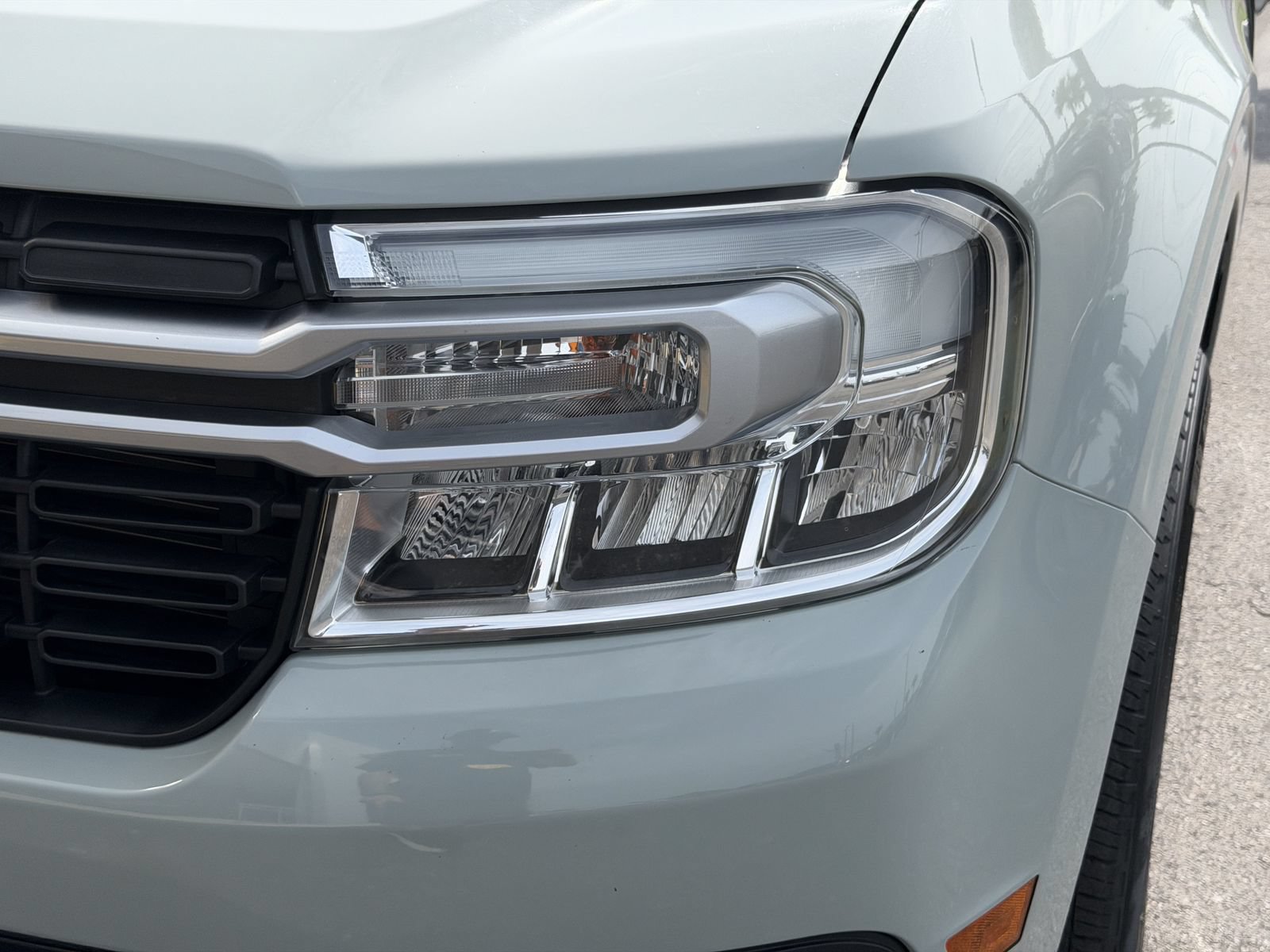 Certified 2022 Ford Maverick Lariat FWD image 11
