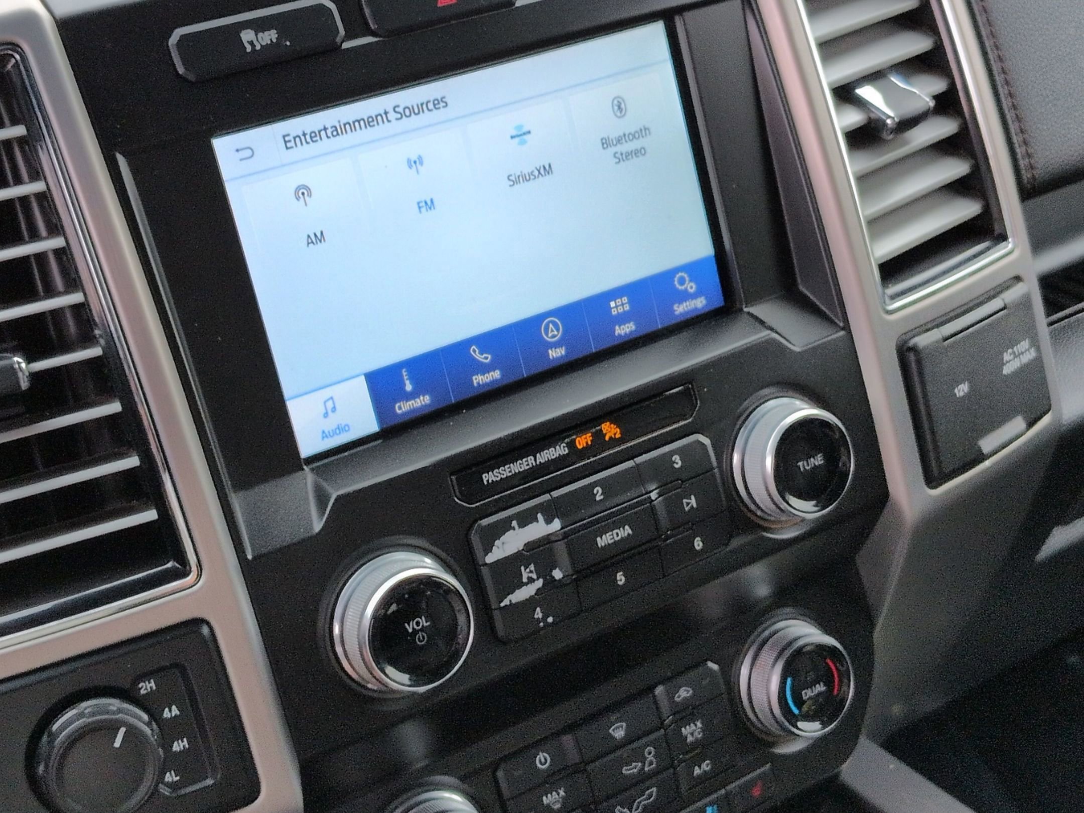 Certified 2020 Ford F150 Platinum image 21