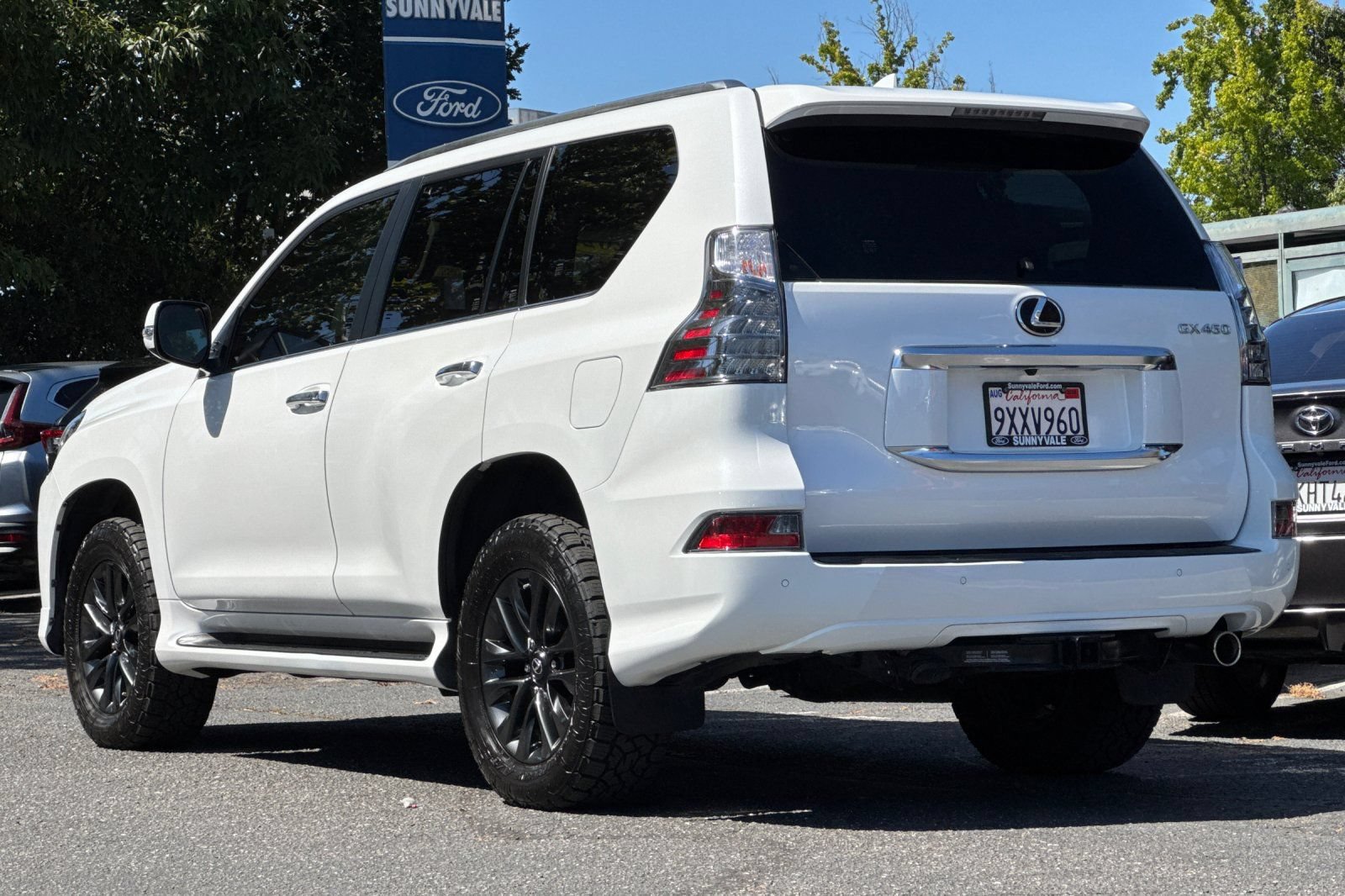 Used 2021 Lexus GX 460 Premium w/ Premium Package AWD/4WD image 6