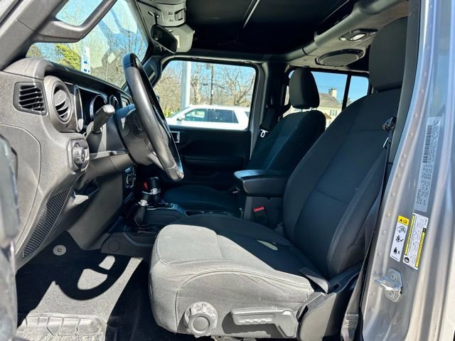 Used 2018 Jeep Wrangler Unlimited Sport S AWD/4WD image 35