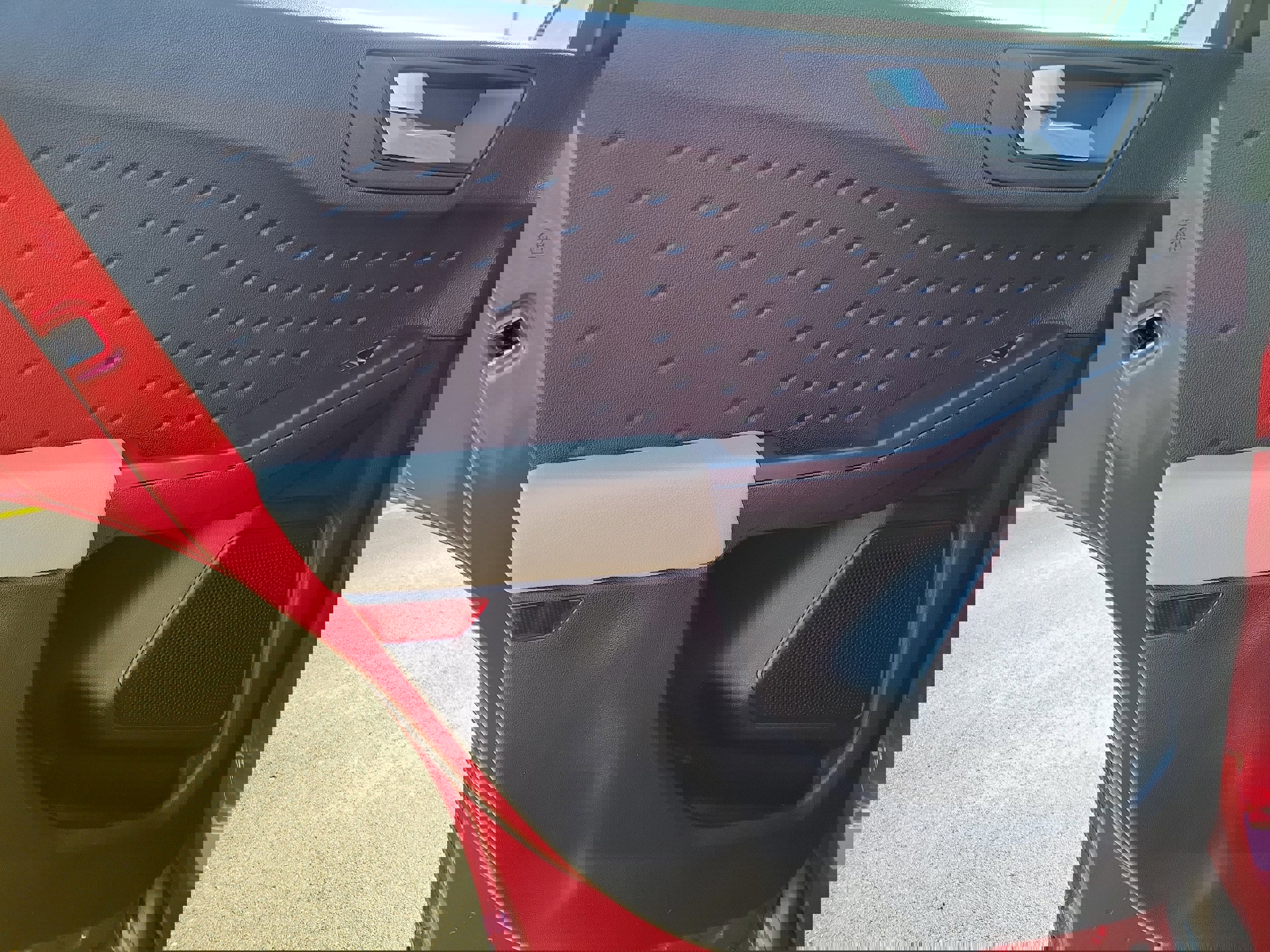 Certified 2020 Ford Escape SEL image 12