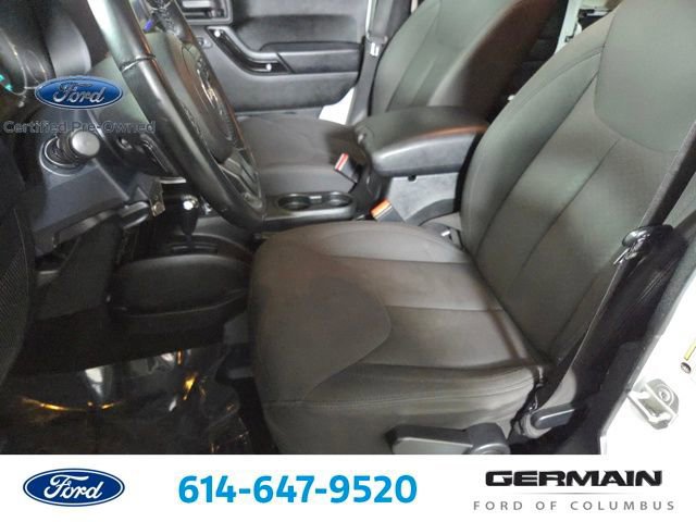 Used 2018 Jeep Wrangler Unlimited Sport S AWD/4WD image 19