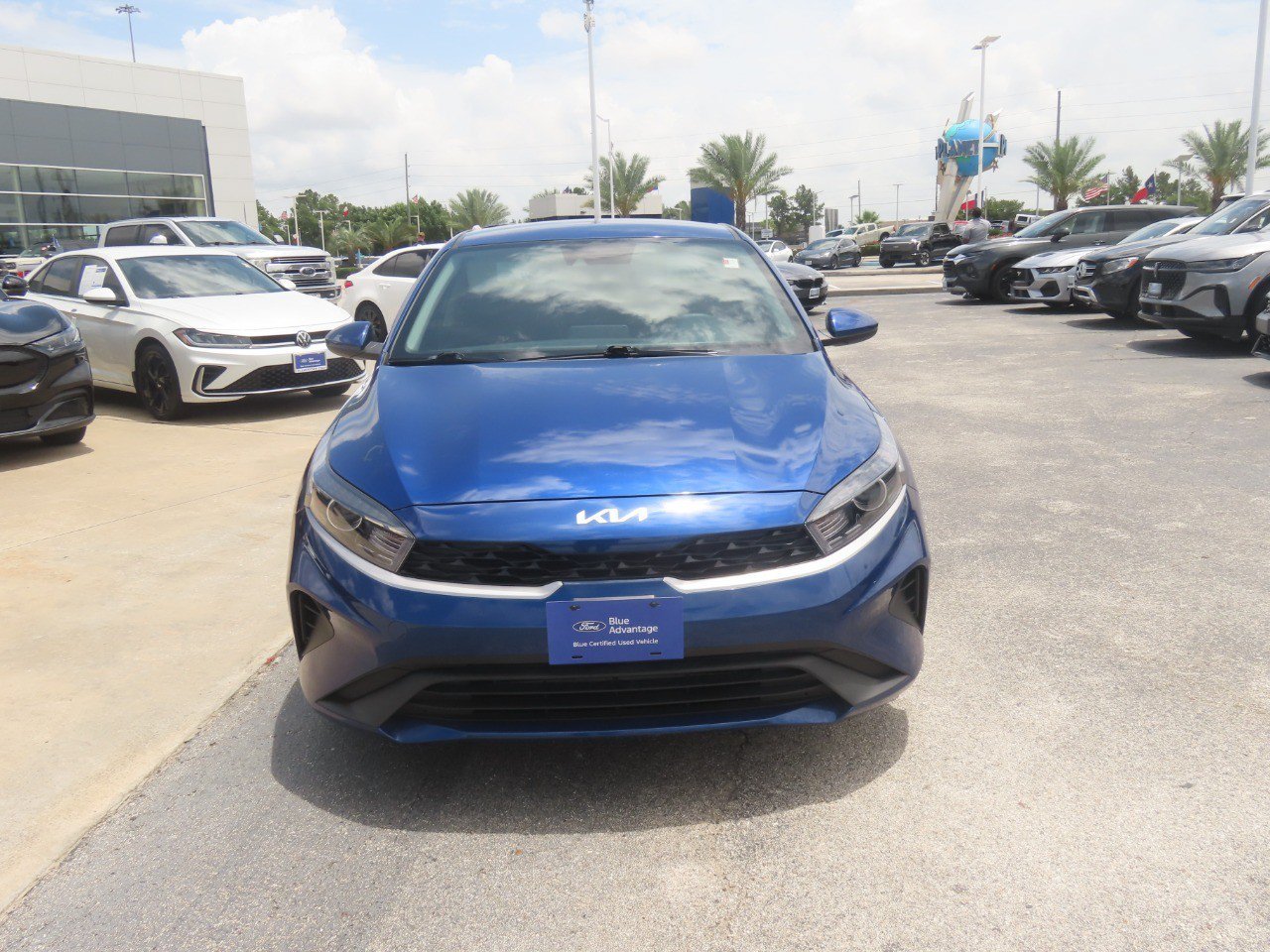 Used 2024 Kia Forte LXS FWD image 4