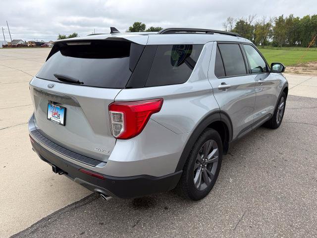 Certified 2023 Ford Explorer XLT w/ Equipment Group 202A AWD/4WD image 7