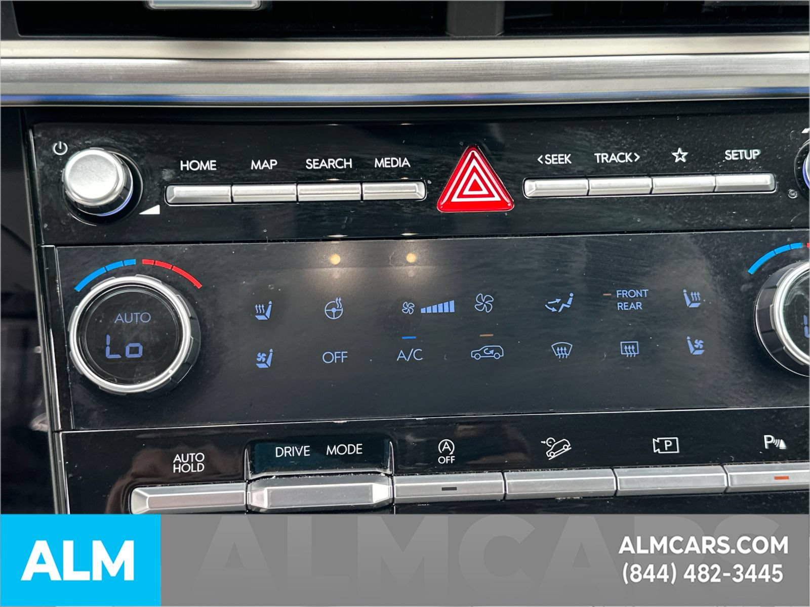 Used 2025 Hyundai Santa Fe Calligraphy FWD image 34