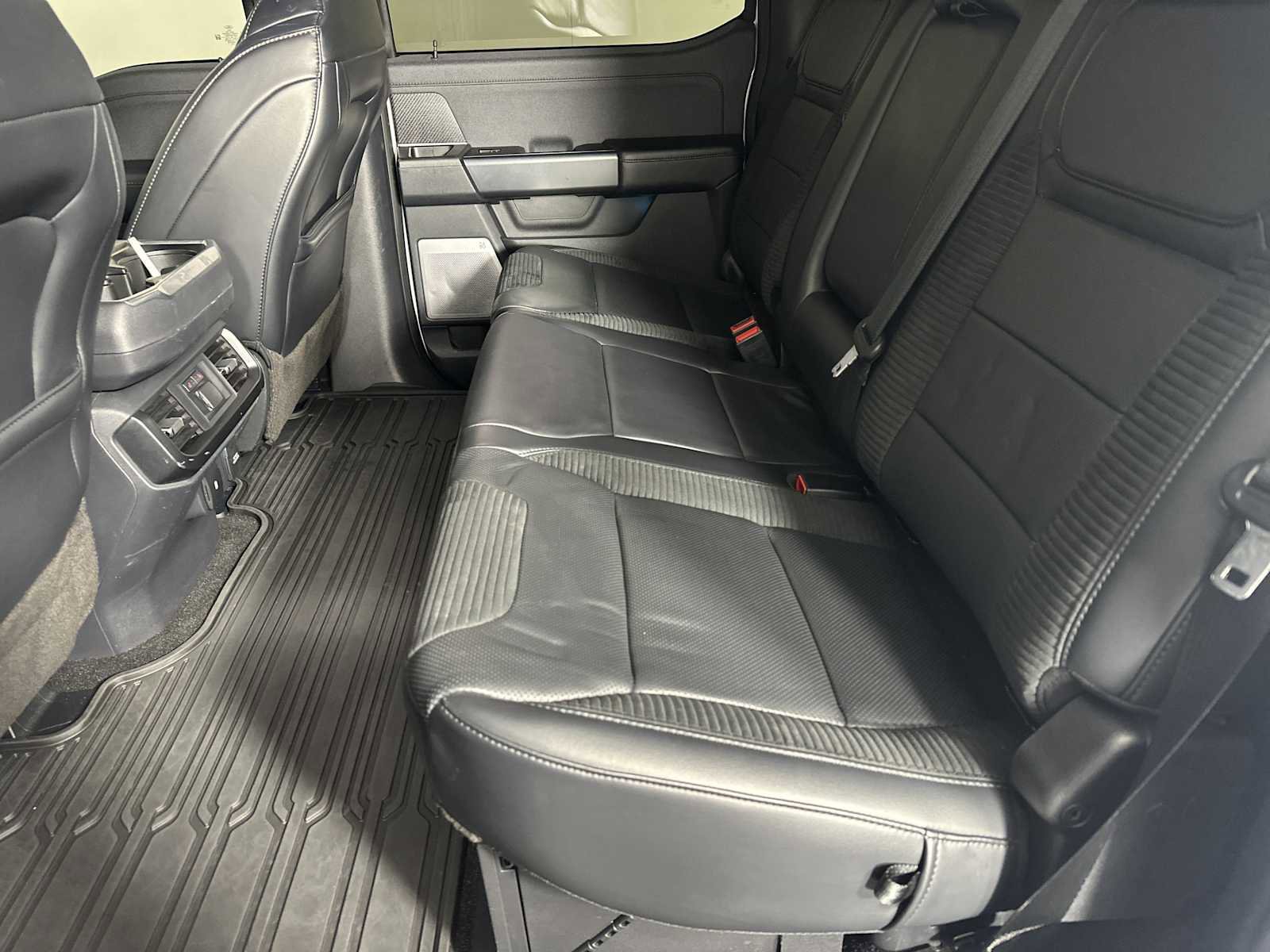 Certified 2022 Ford F150 Raptor w/ Equipment Group 801A High image 19