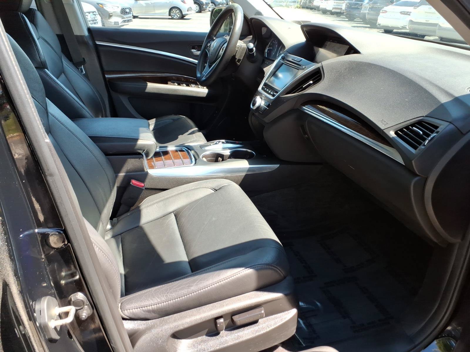 Used 2017 Acura MDX w/ Technology Package AWD/4WD image 29