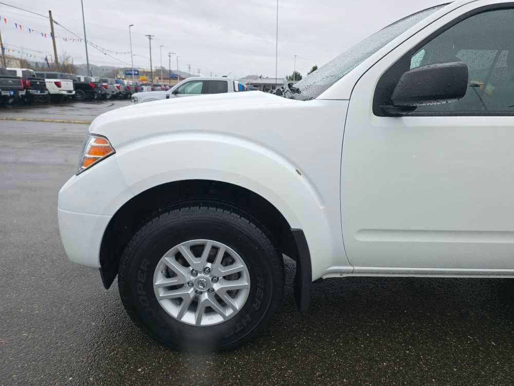 Used 2017 Nissan Frontier SV image 18