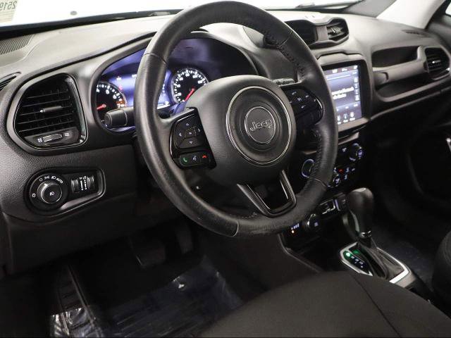 Used 2020 Jeep Renegade Altitude w/ UConnect 8.4 Nav Group image 32