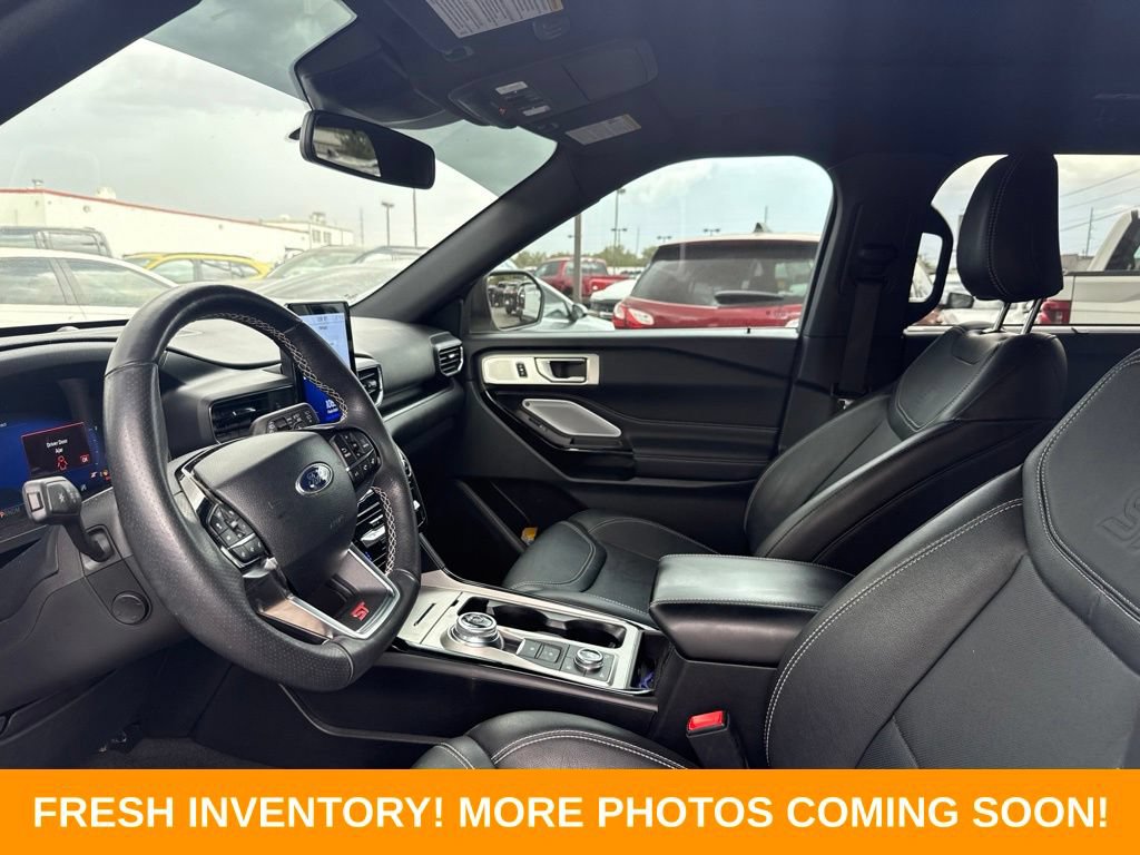 Certified 2024 Ford Explorer ST w/ Equipment Group 401A AWD/4WD image 8