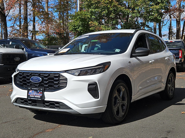 Certified 2023 Ford Escape ST-Line w/ Tech Pack #1 image 10