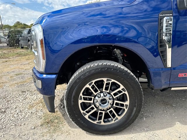 Certified 2026 Ford F250 Platinum w/ Platinum Plus Package image 24