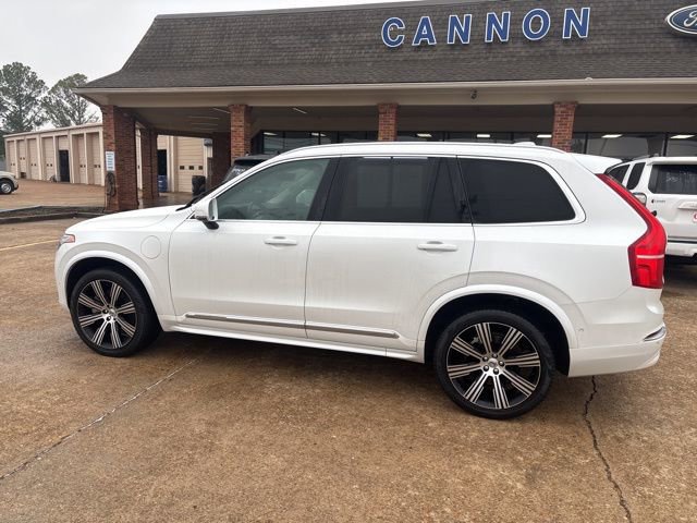 Used 2023 Volvo XC90 T8 Plus w/ Protection Package Premier image 3