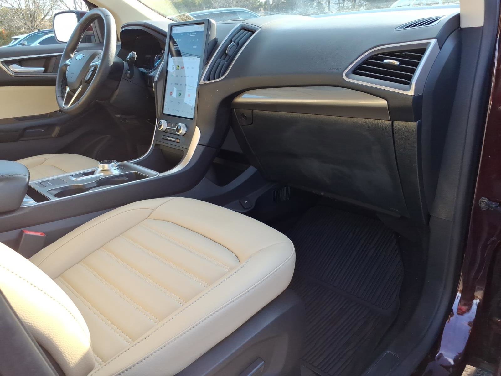 Certified 2023 Ford Edge SEL w/ Convenience Package image 10