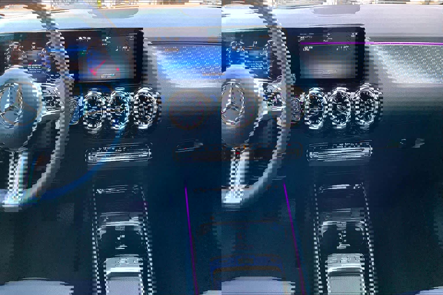 Used 2025 Mercedes-Benz GLA 250 image 11