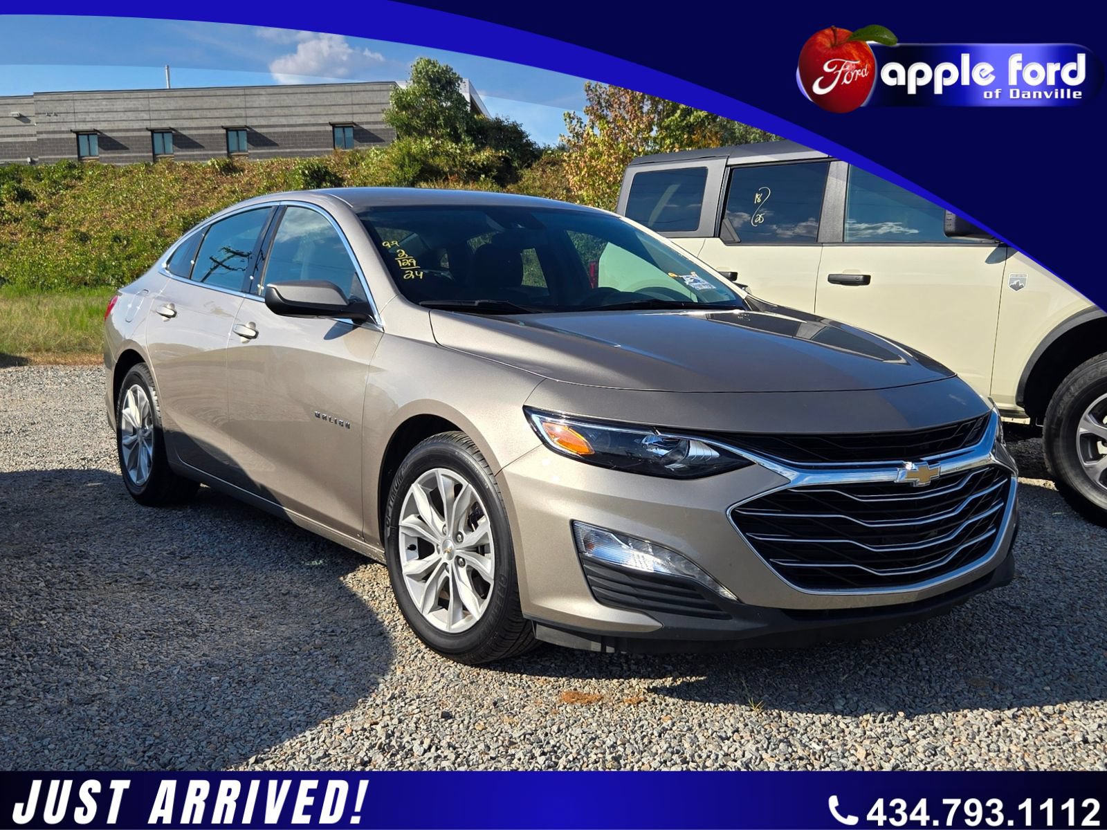 Used 2024 Chevrolet Malibu LT FWD image 1