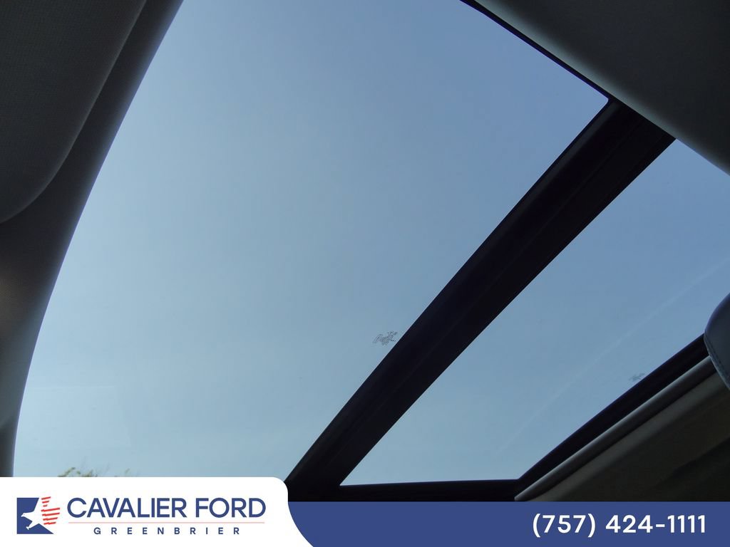 Certified 2026 Ford Expedition Active AWD/4WD image 7