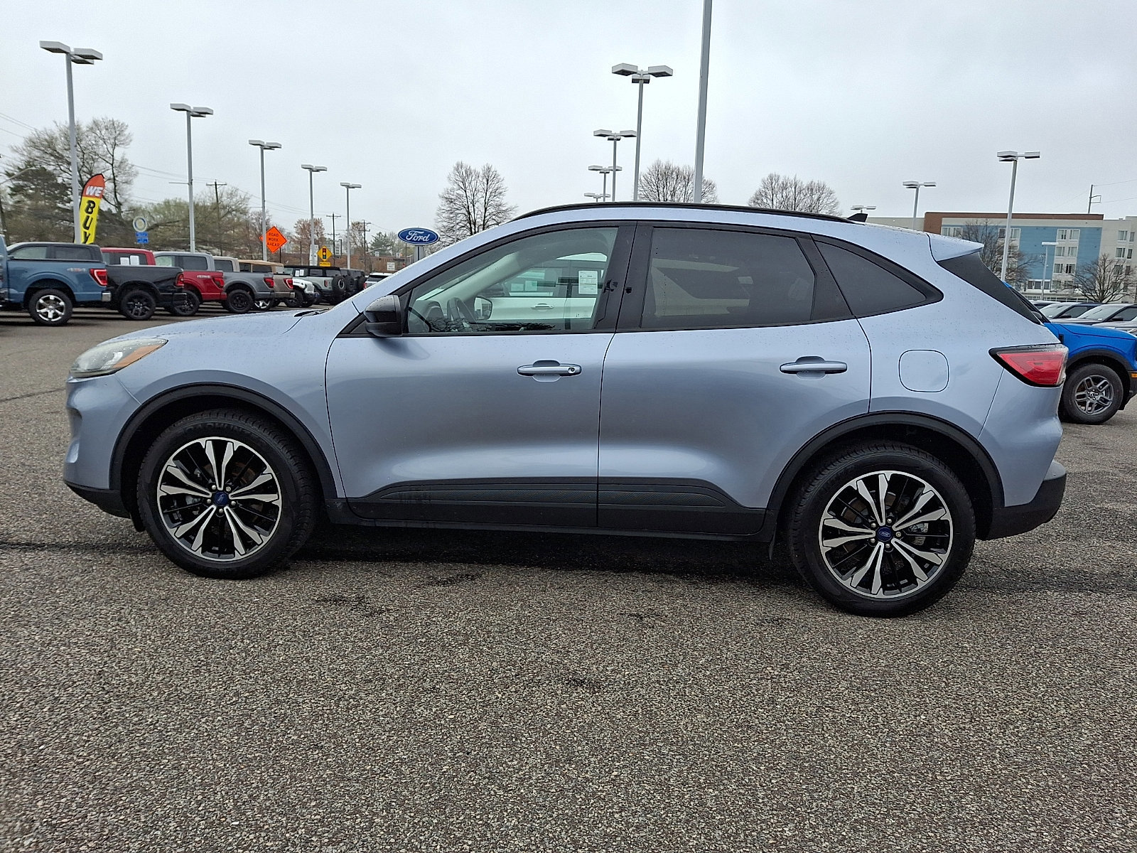 Certified 2022 Ford Escape SEL w/ SEL Stealth AWD Package image 3