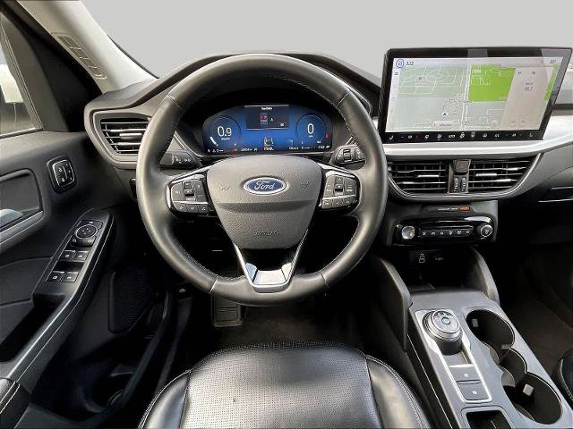 Certified 2024 Ford Escape Platinum AWD/4WD image 10