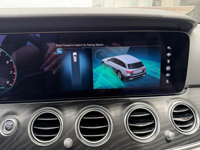 Used 2022 Mercedes-Benz E 450 4MATIC All-Terrain Wagon image 29