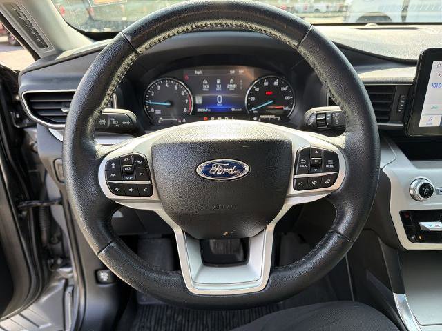 Certified 2022 Ford Explorer XLT w/ Equipment Group 202A image 29