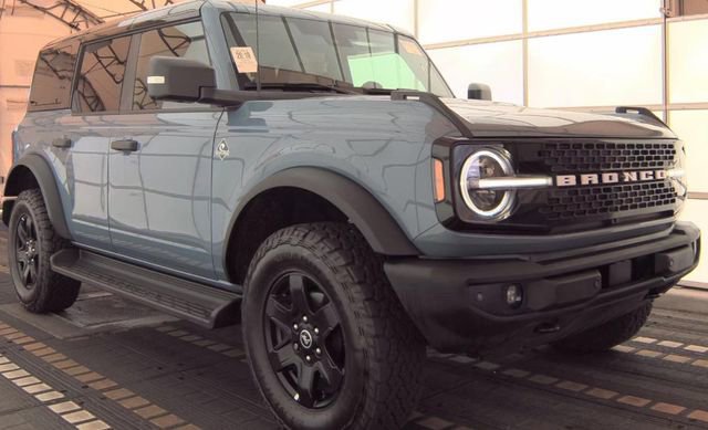 Certified 2025 Ford Bronco Outer Banks AWD/4WD image 3