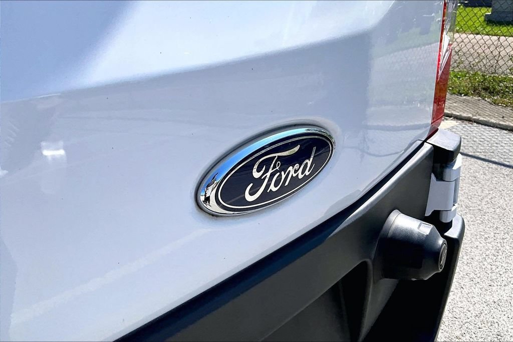 Certified 2024 Ford Transit 350 XLT RWD image 31
