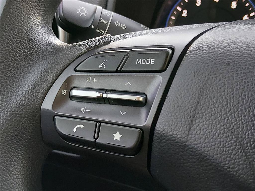 Used 2023 Hyundai Kona SEL AWD/4WD image 24