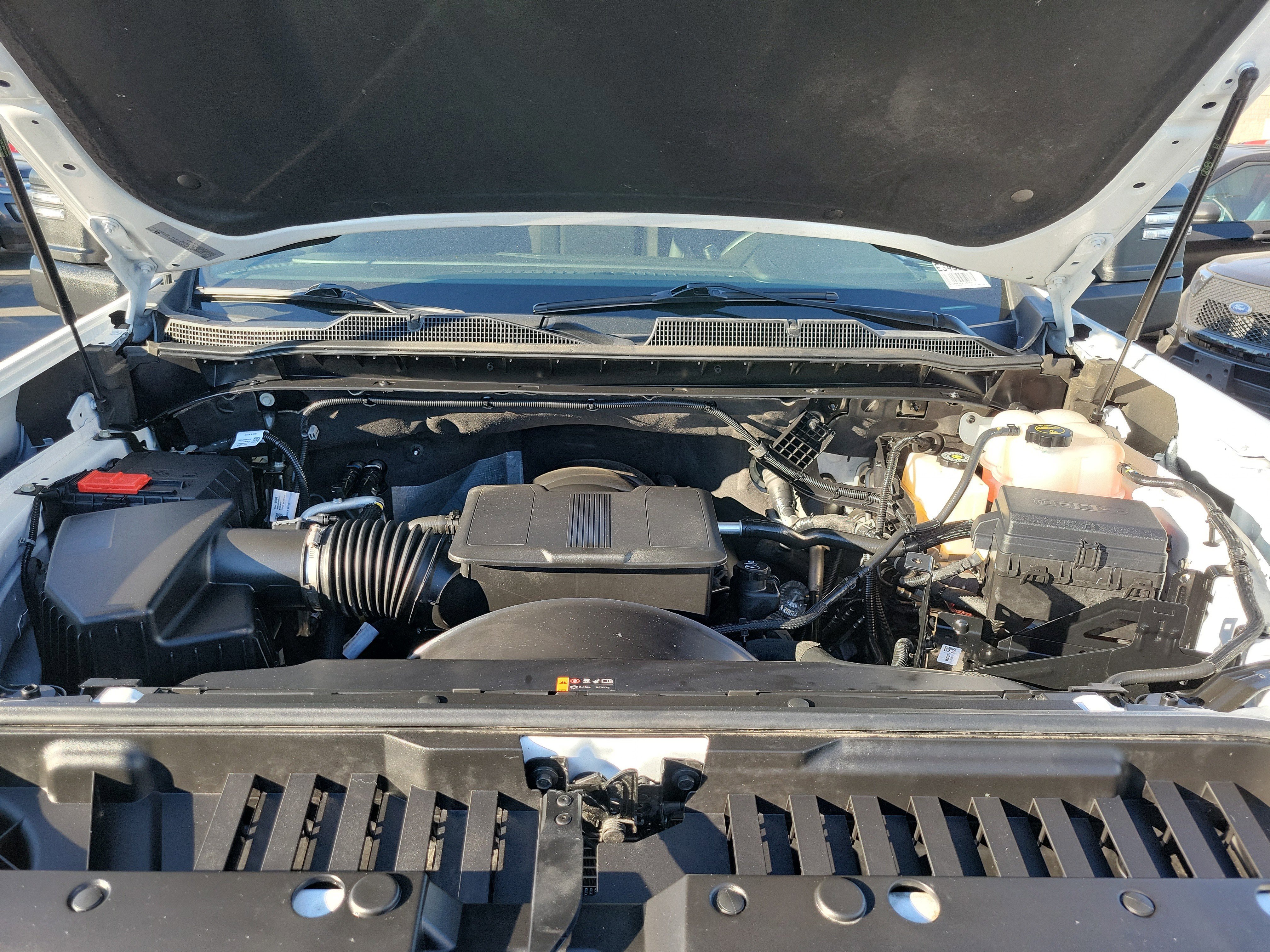 Used 2025 Chevrolet Silverado 2500 LT w/ Convenience Package image 17