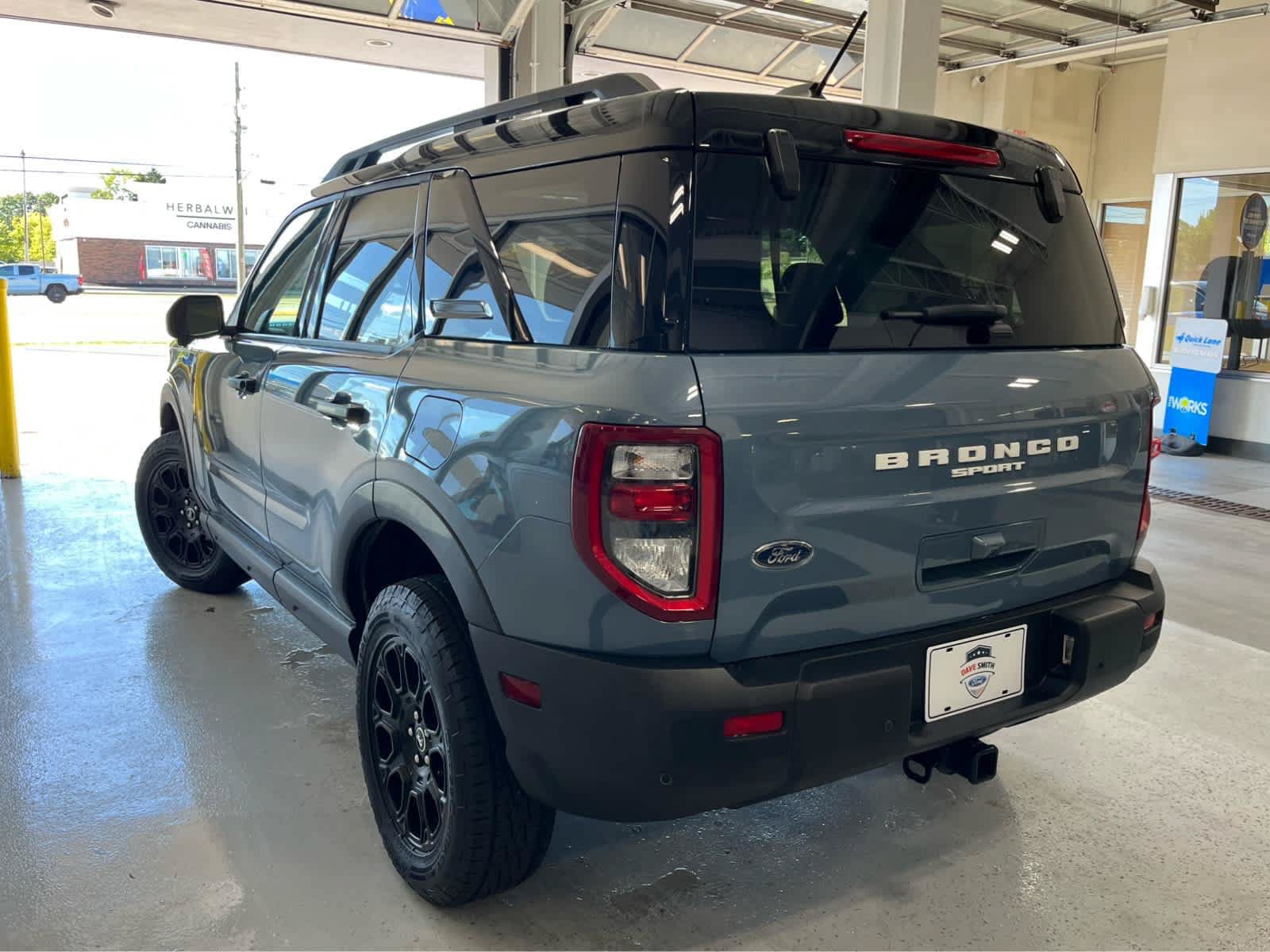 Certified 2025 Ford Bronco Sport Badlands w/ Badlands Tech Package AWD/4WD image 6