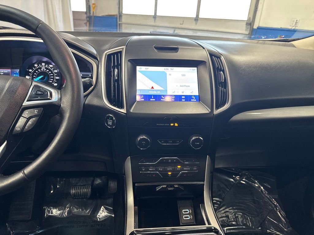 Certified 2019 Ford Edge SEL w/ Equipment Group 201A AWD/4WD image 17