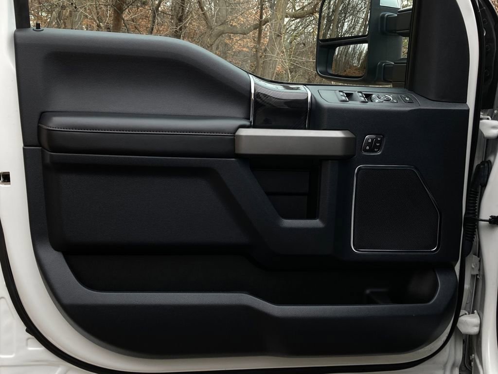 Certified 2022 Ford F350 Platinum w/ Tremor Off-Road Package image 23