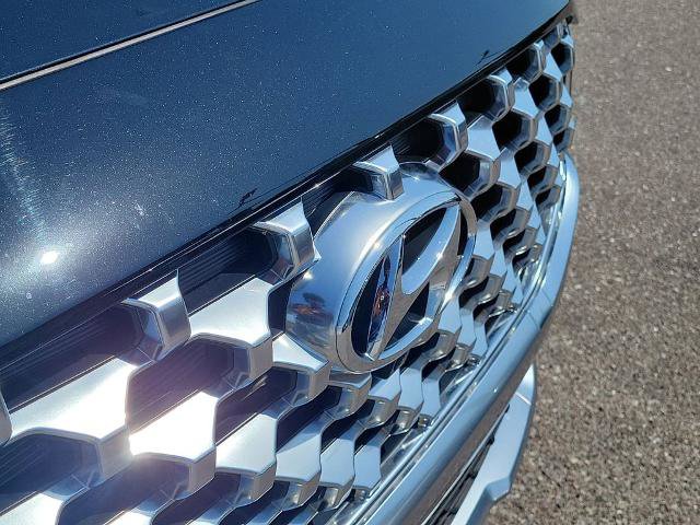 Used 2023 Hyundai Santa Fe SEL w/ Premium Package FWD image 8