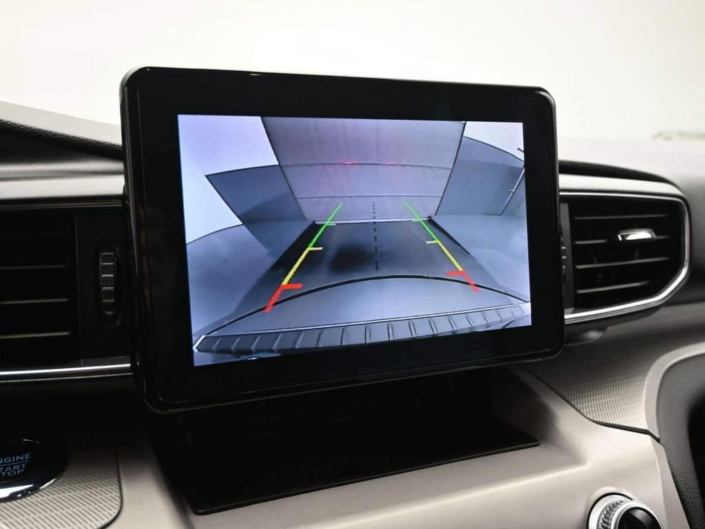 Certified 2023 Ford Explorer XLT w/ Equipment Group 202A image 16